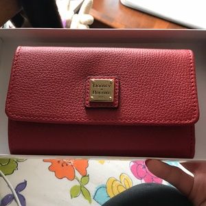 BRAND NEW Dooney & Bourke Red Wallet